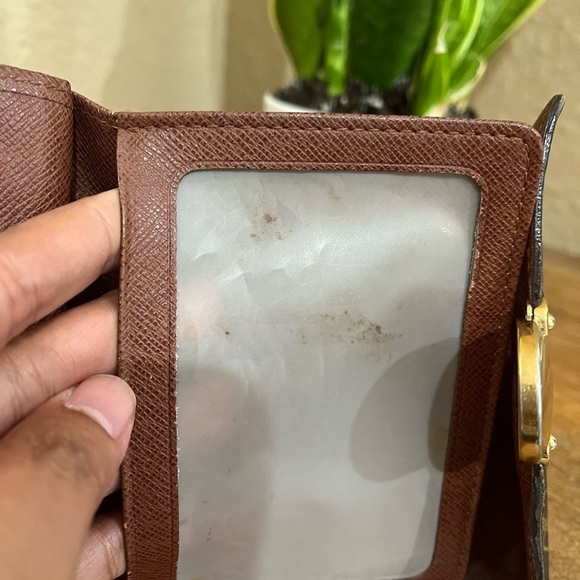 Louis Vuitton Monogram Wallet - Picture 10 of 15